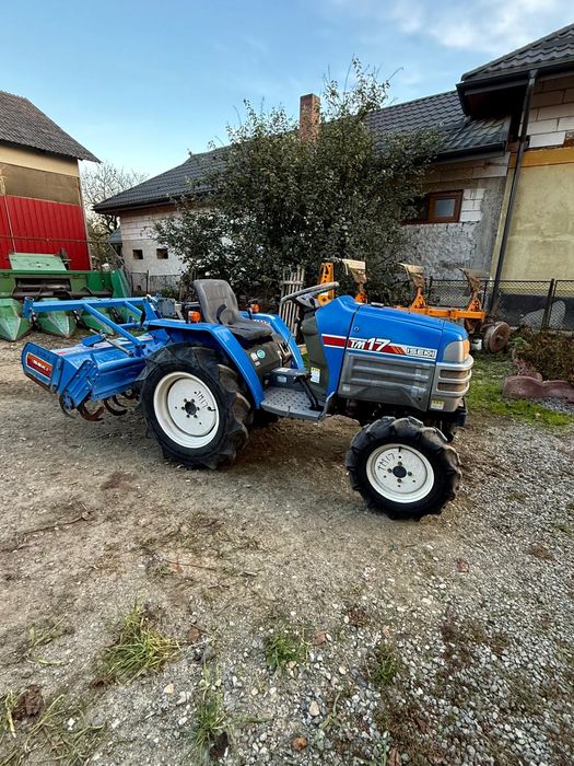 Tractoras japonez IsekiTM17