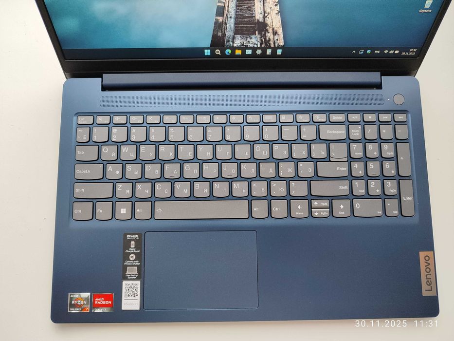 Lenovo Slim3 15IRU8/Ryzen7 7730/16/512/TouchScreen