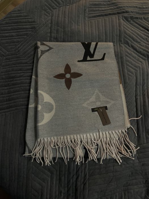 Продам новые палантины