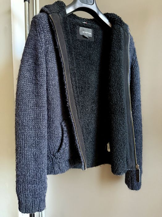 Вълнена зимна жилетка на Energie с цип и качулка. Черна. Размер М.