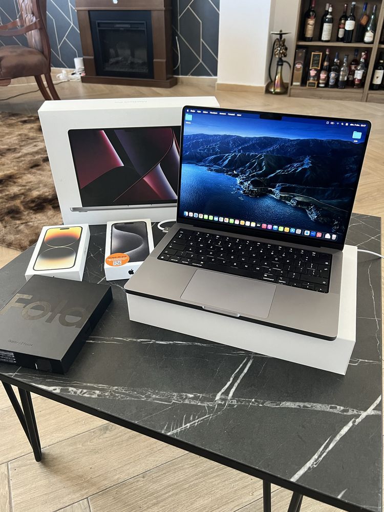 Macbook Pro, 14 Inch, M2, 512Gb