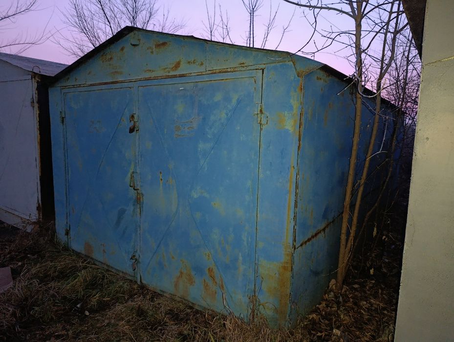 Продам металлический гараж