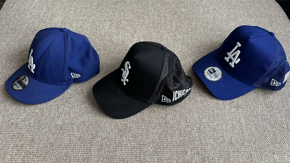 lot 3 sapci New Era pret 200 lei