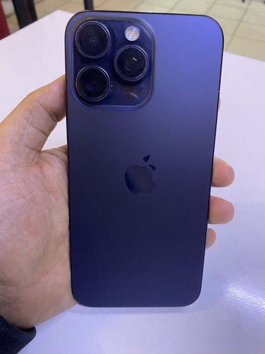 Продам Айфон 15 про макс