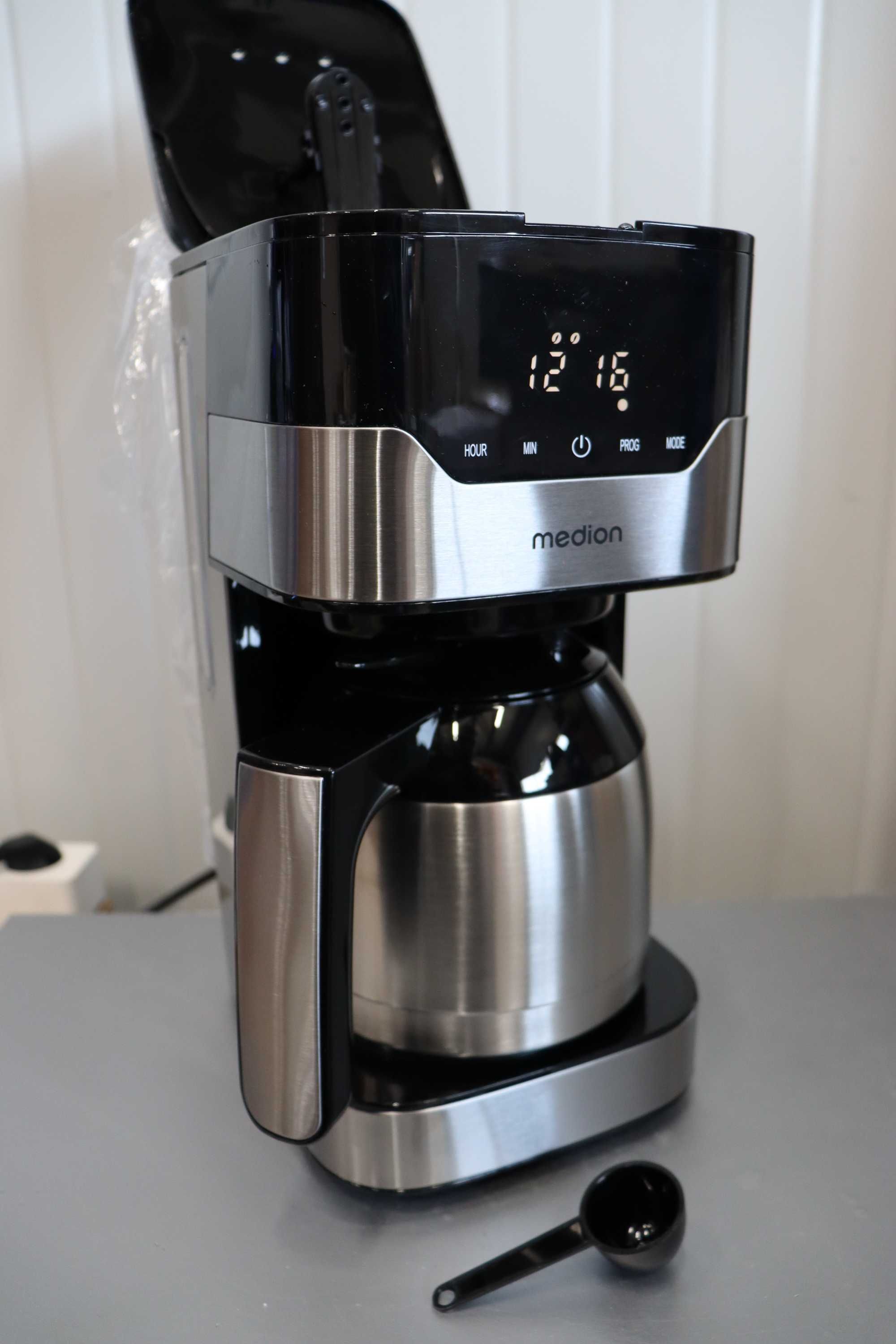 Шварц Кафе машина MEDION с термос и таймер 8-10 чаши, 1,2L, 900W