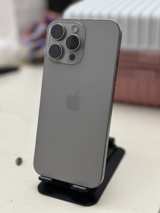 Продам или обмен Iphone 16 pro max E-sim