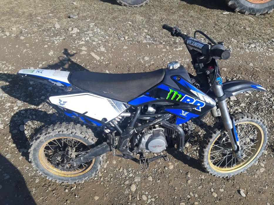 Moto cross 140 cc