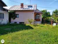 Casa cu gradina in Valea Lunga