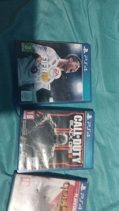 Vand Play Station 4 1TB