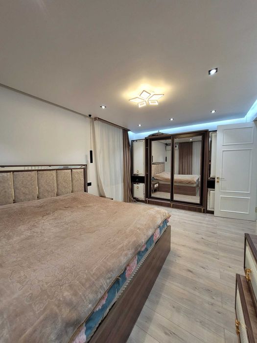 Продаётся 3х комнатная квартира МВД