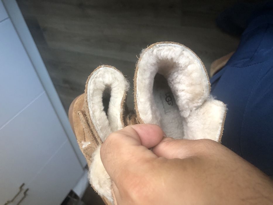 Cizmulite ugg 27.5 cu scai