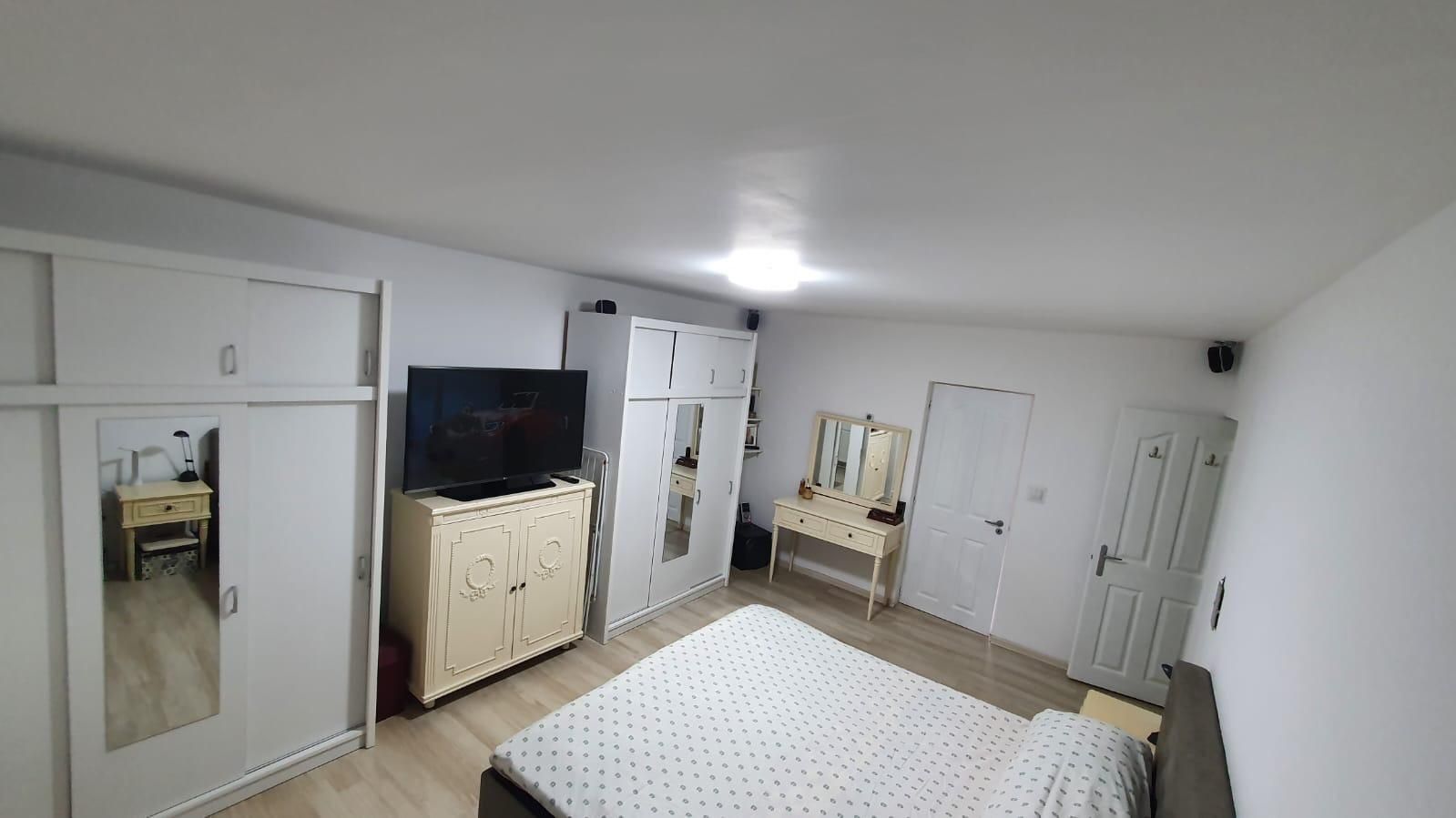 Casă de vânzare, 4 camere, zonă excelentă – Str. Cașin nr. 50