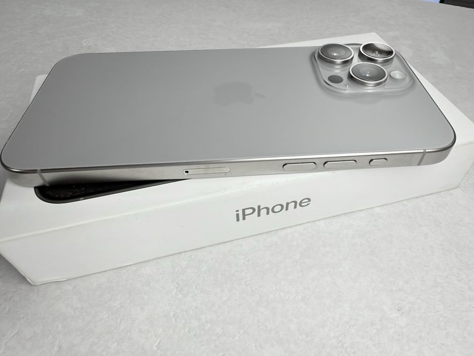 iPhone 15 Pro Max 256 Gb Battery - 95%