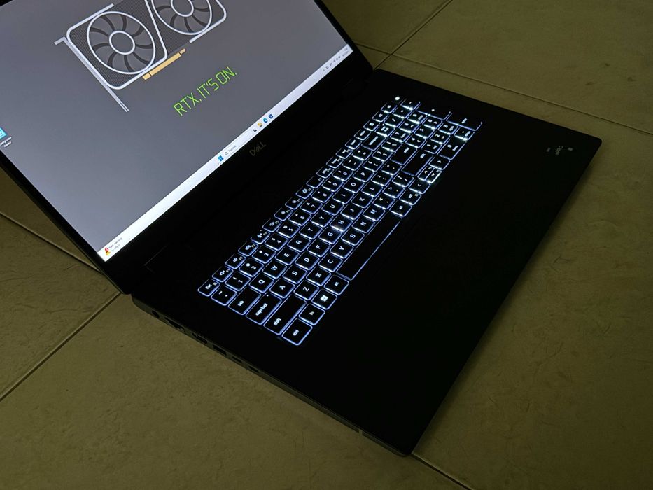 17.3' i7-12850HX DELL Precision 7770 128GB DDR5/1TB/RTX A3000 12GB