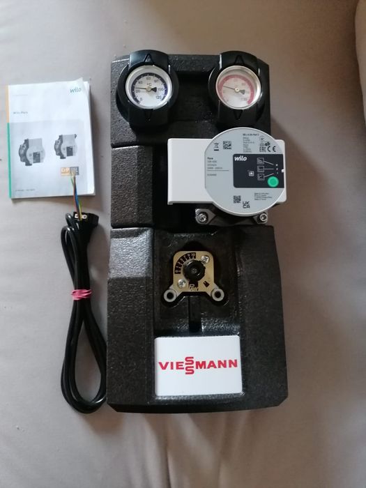 grup pompare cu unitate de control pentru panouri solare