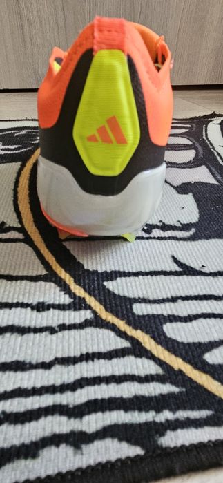 Ghete fotbal predator elite fg tongue