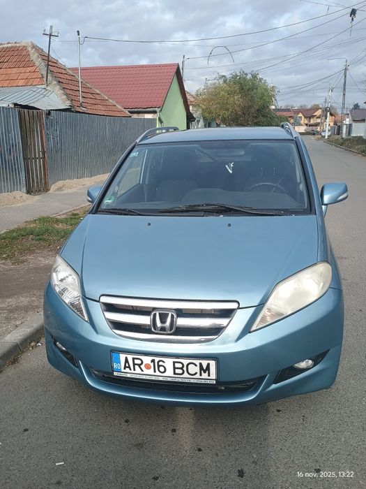 De vânzarea Honda fr-v