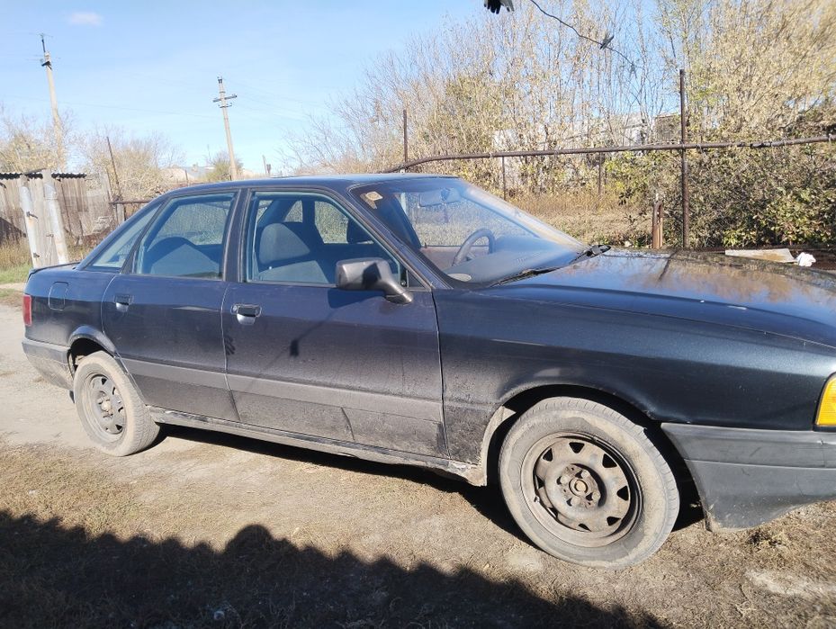 Продаётся машина Audi 80 B3