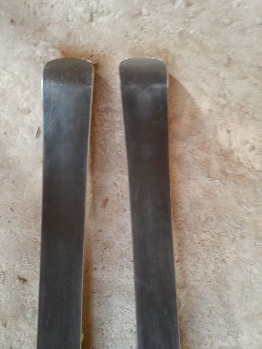 Schiuri 155 cm.in stare buna 280  ron