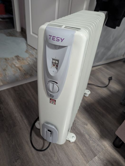 Calorifer electric TESY CB 3014 E01 R, 3000 W, 14 elementi,.