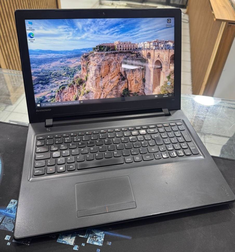 Ноутбук Lenovo Ideapad 110 Offic va studentlar uchun