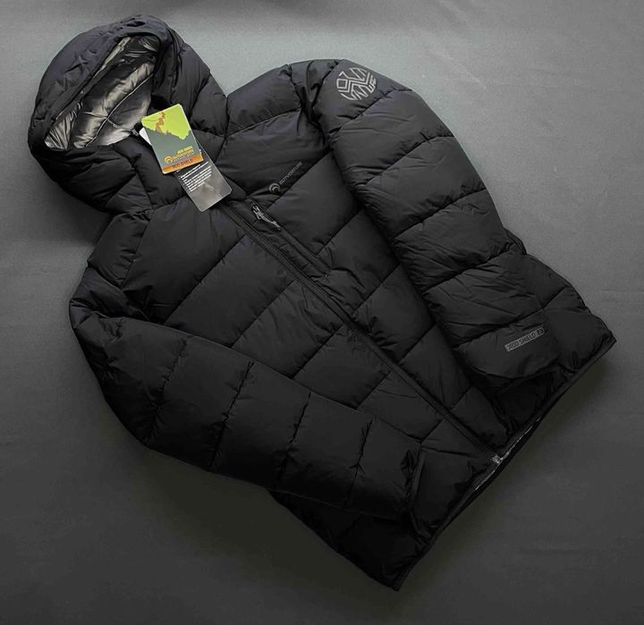 Продам Пуховик Outventure