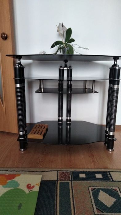 Тумба под телевизор