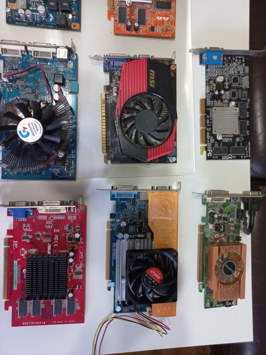 Placi video vintage retro moden placa retea