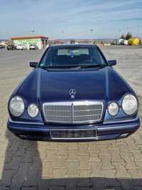 Mercedes  clasa E W 210