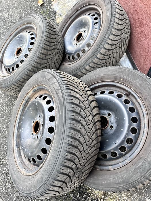 Jante tabla 5x108 r16 cu anvelope iarna 205/55/16 Volvo Ford Peugeot