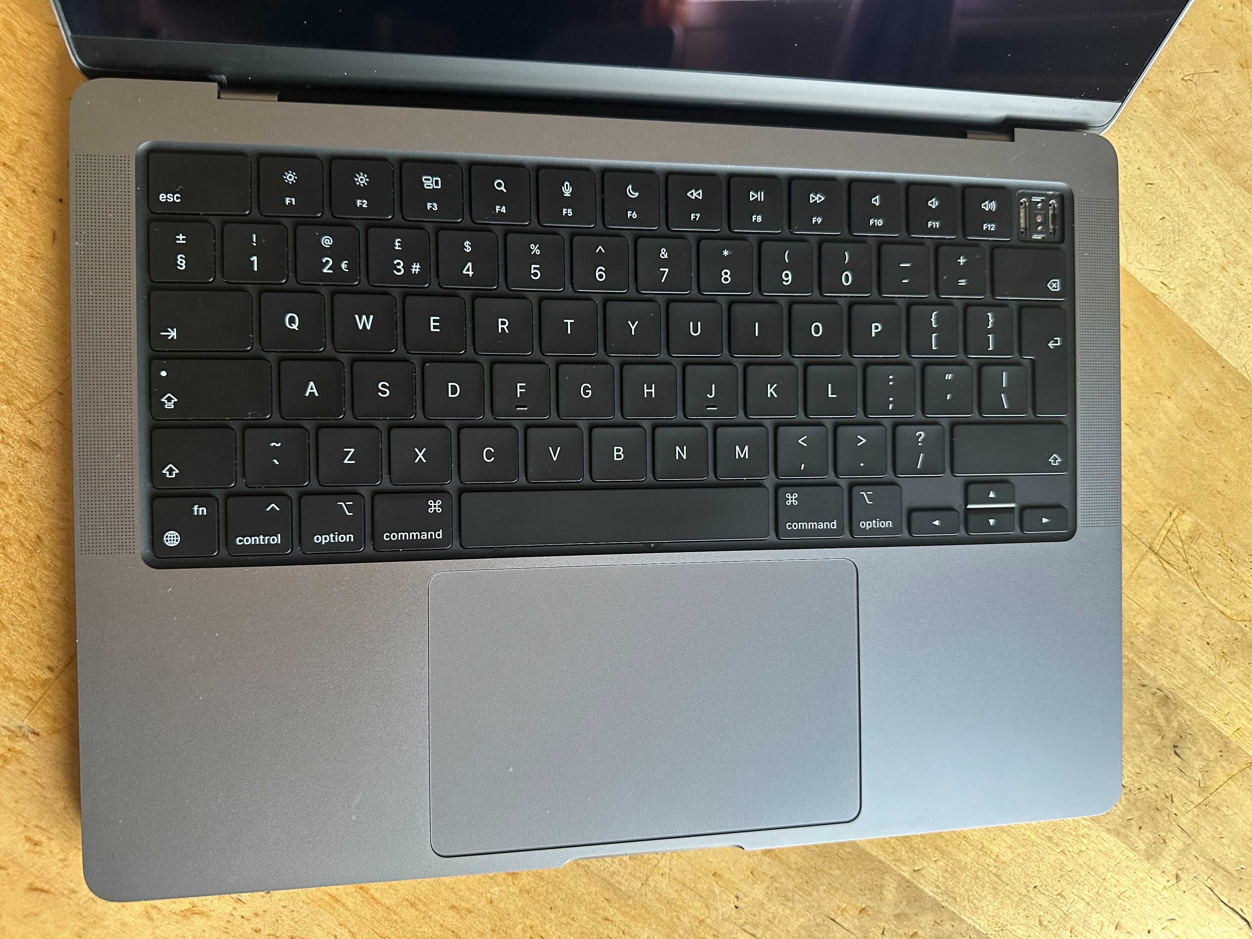 Apple Macbook Pro A2918 M3 без дъно 2023 г