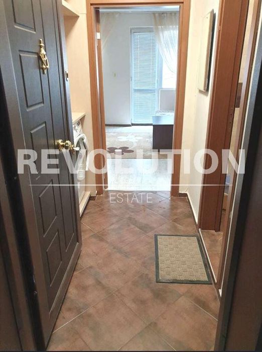 Дава се под наем Едностаен апартамент в Варна, Лятно кино Тракия - 42 кв.м за 300 € - Снимка #4