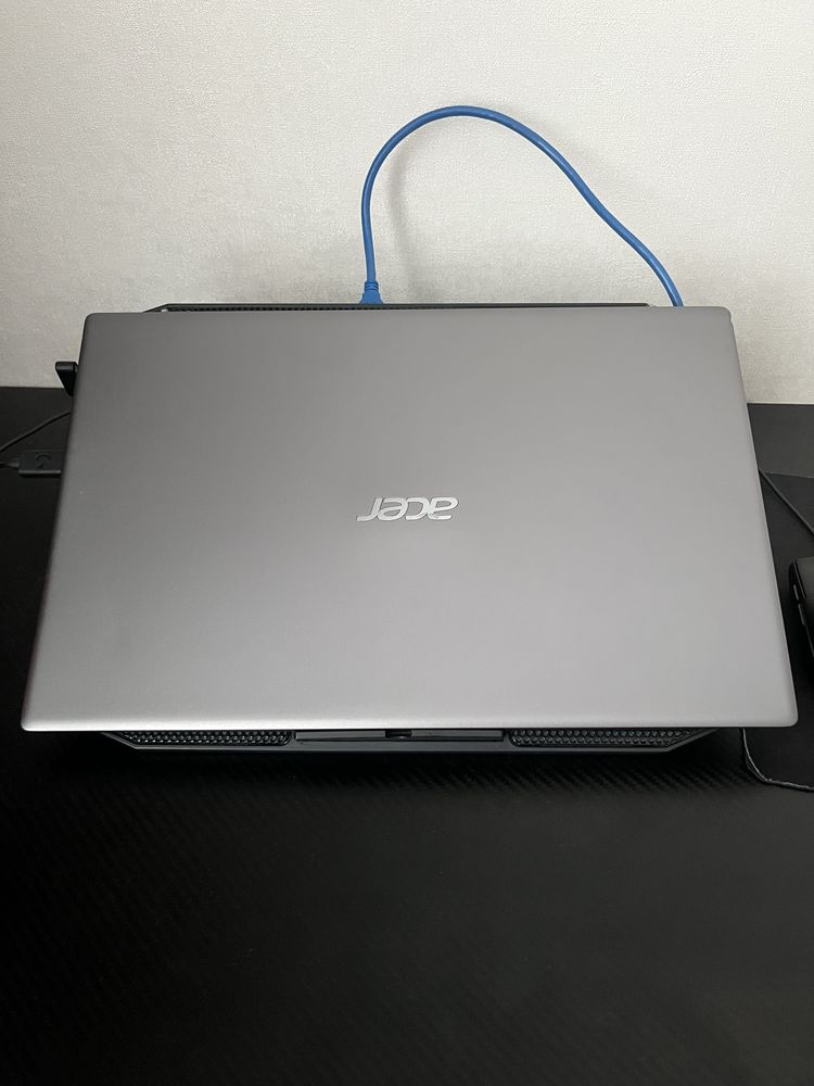 Продам ультробук ASER SWIFT 3 (SSD)