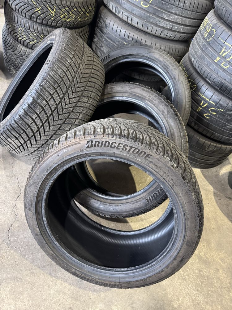 BMW 285 40 20 / 255 45 20 Bridgestone BMW