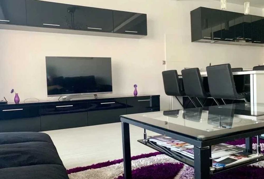 Дава се под наем Тристаен апартамент в Пловдив, Каменица 1 - 76 кв.м за 209.1 € - Снимка #1