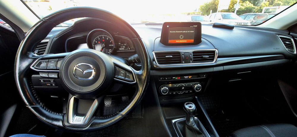 Mazda 3 Sedan 2.0 benzina