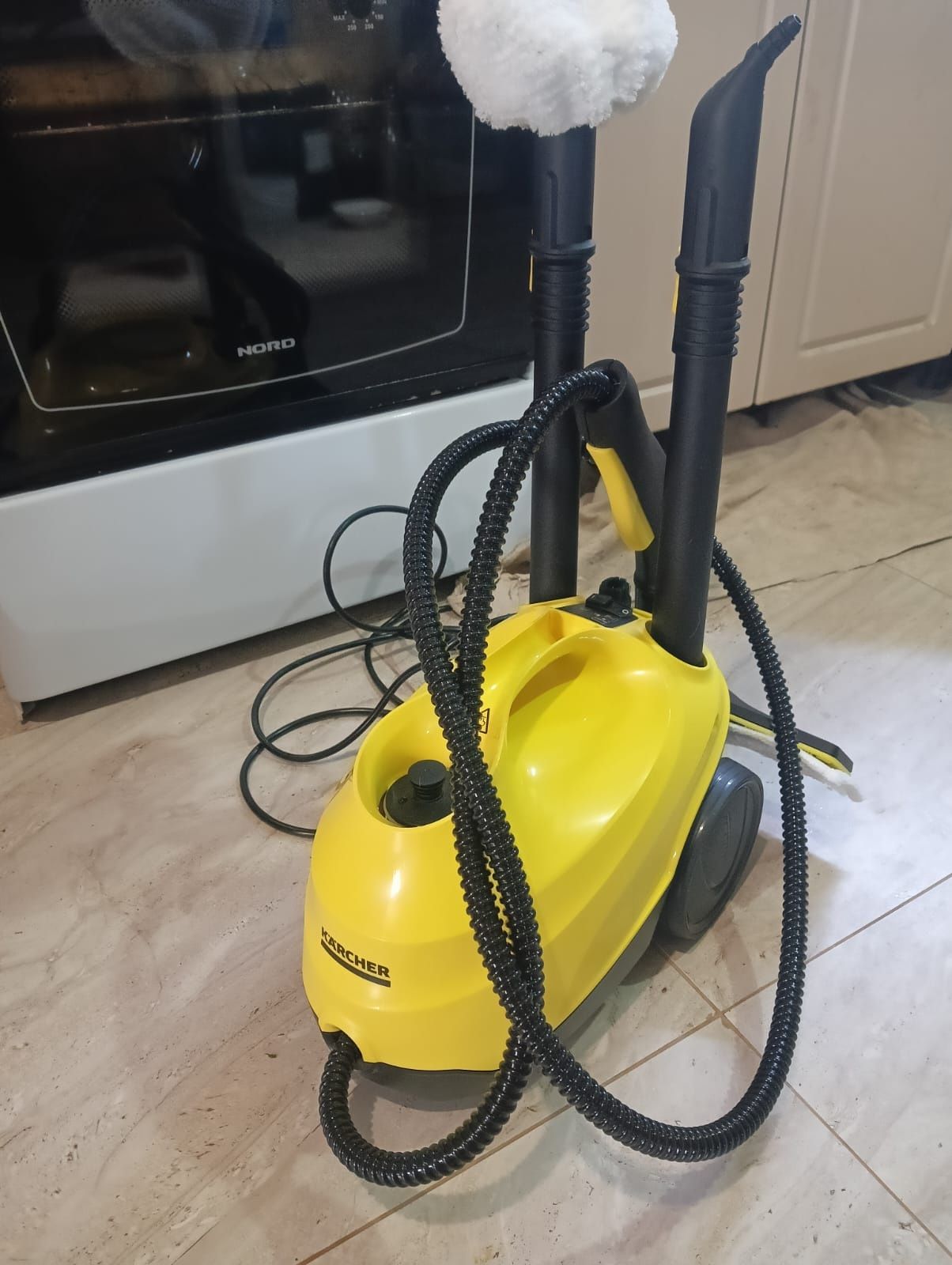 Пароочиститель фирмы KARCHER