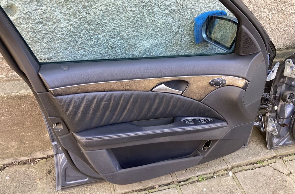 Предни Врати w211 Без Ръжди! Mercedes
