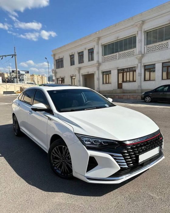 Dong feng Aeolus 60 Max 2023 yil Gibrid 4 litr rasxod