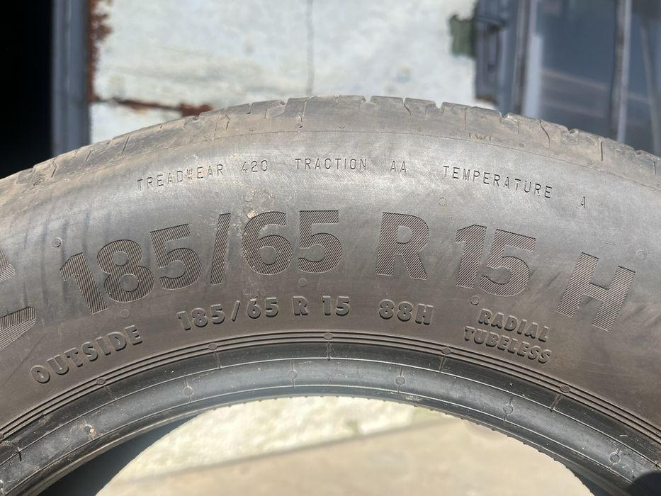 2 бр. летни гуми 185/65/15 Continental DOT 0720 5 mm