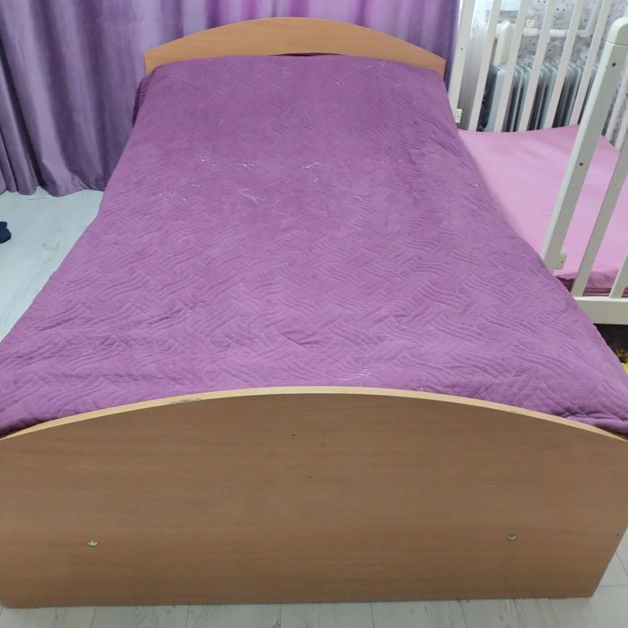 Кровать полуторка