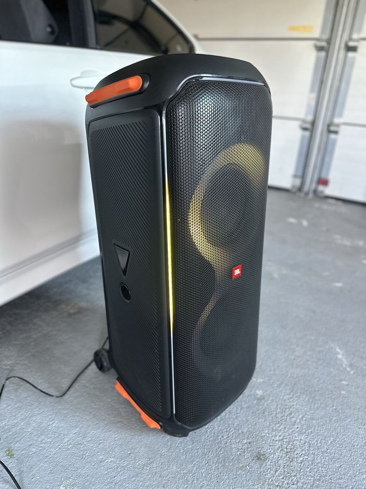 Jbl party box 710  boxa JBL