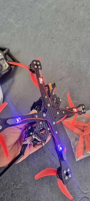 drona race fpv 5'' cu camera si gps