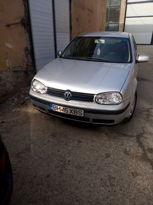 Vind Golf 4 diesel 2001 motor ALHX01 excelentă PT începători sau oraș