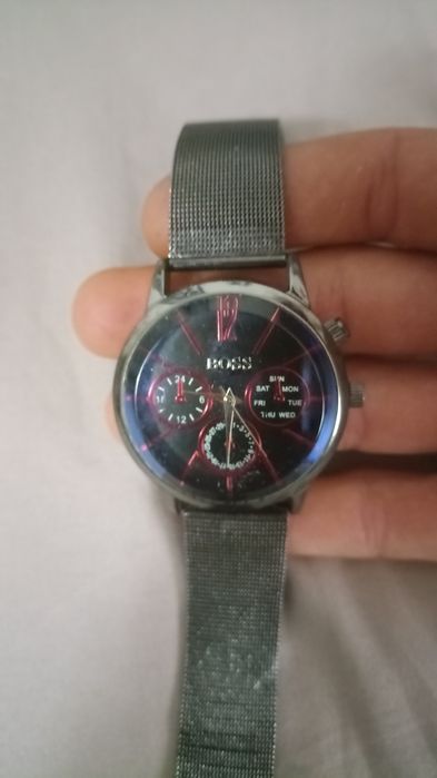 Ceas boss funcționabil