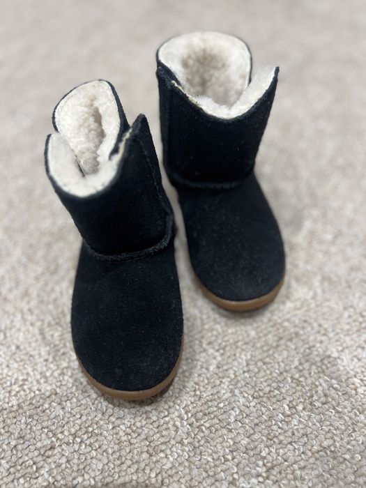 Ugg uri fetita originale