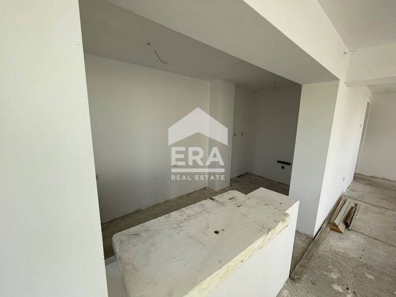 Продава се Къща в с. Бенковски, Област Варна - 285 кв.м за 709 €/кв.м - Снимка #7