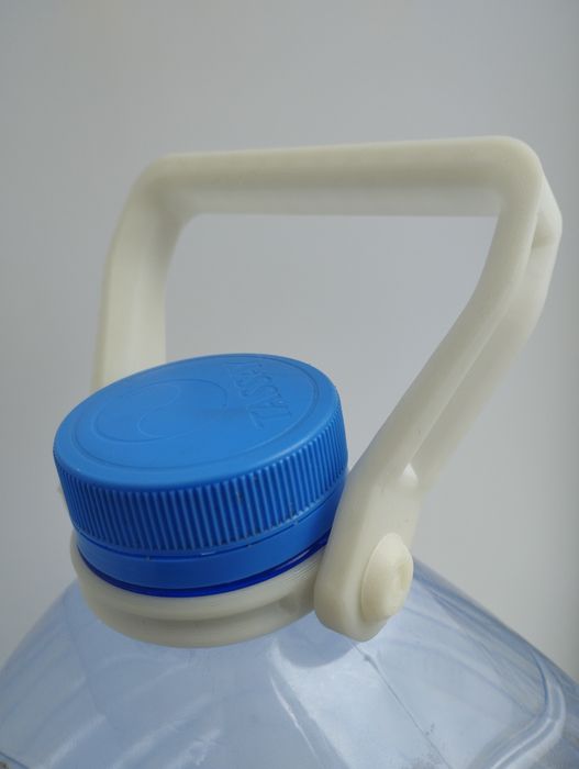 Многоразовая съёмная ручка для пластиковых бутылок