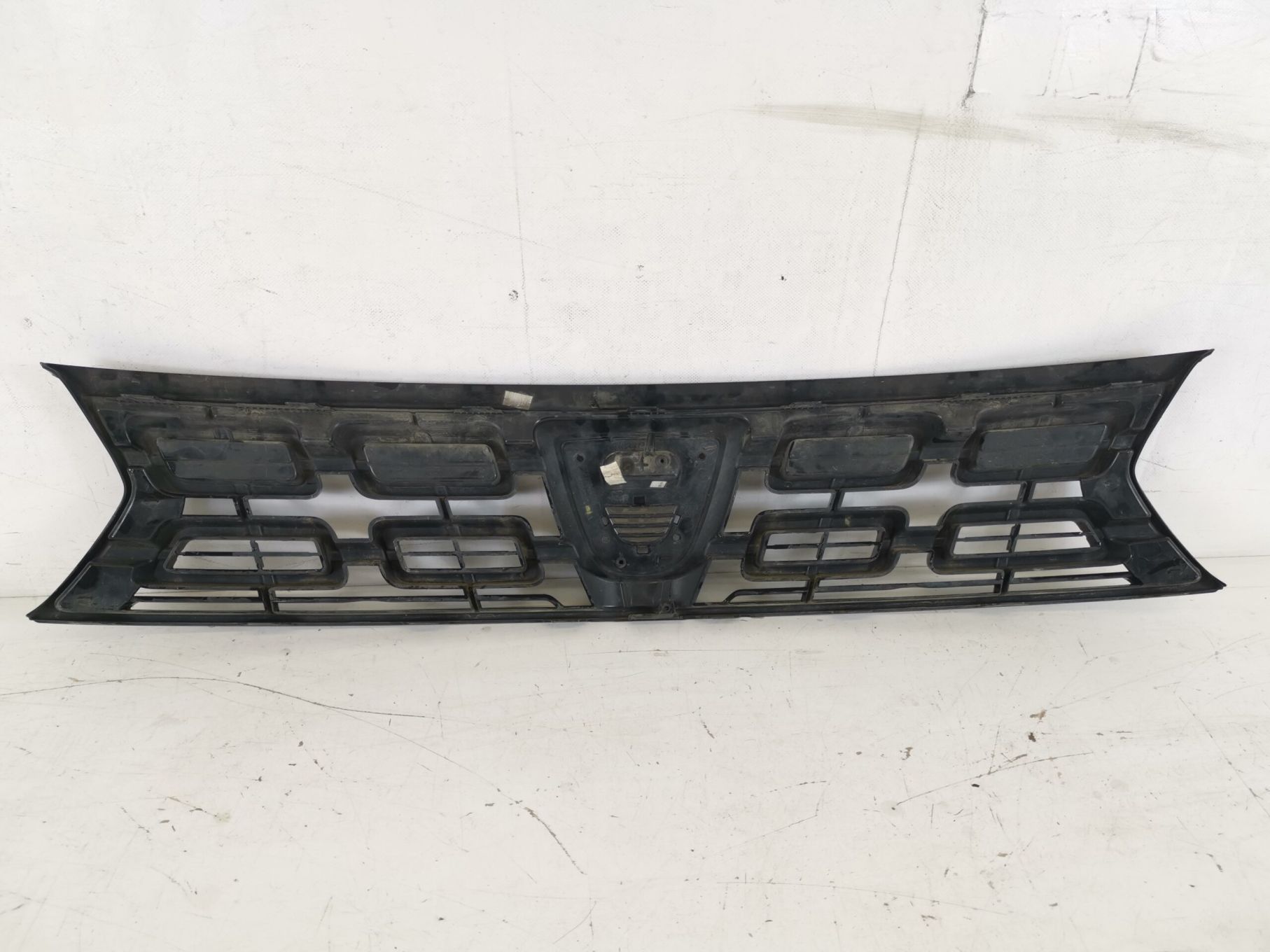 Grila Centrala Radiator Dacia  Duster 2 generation 2018 2019 2020 2021