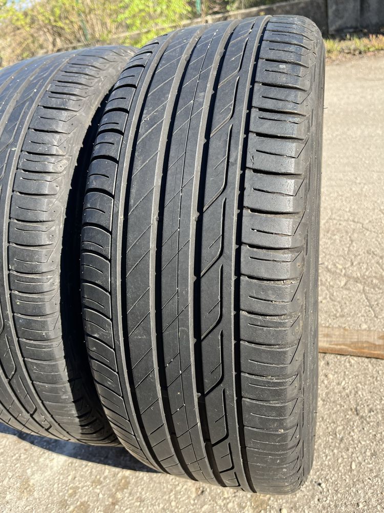 2 бр. летни гуми 225/55/17 Bridgestone DOT 3319 6,8 mm